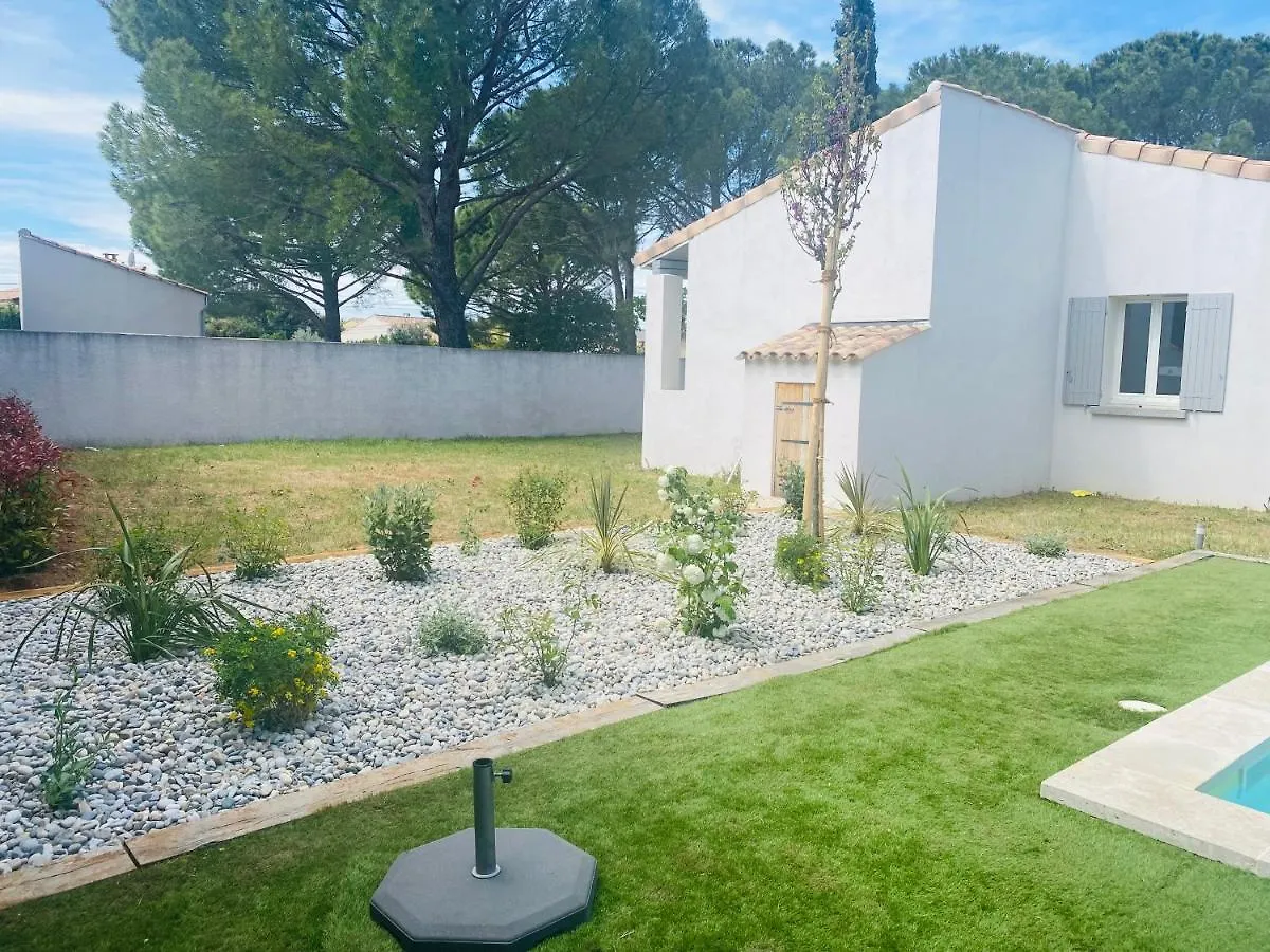 Holiday home La Maison D A Cote 8 A 10 Personnes Carpentras