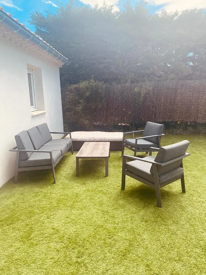 Holiday home La Maison D A Cote 8 A 10 Personnes Carpentras